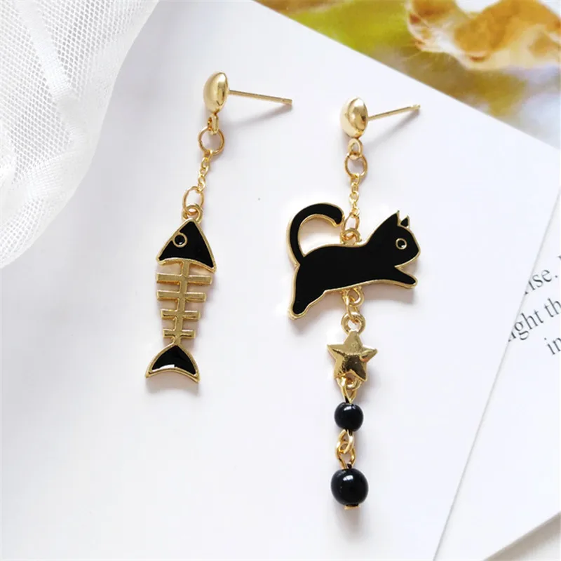 

Fashion cat fish bone asymmetry earrings Gold stars Black cat earrings female popular cat eat the fish stud earrings for women