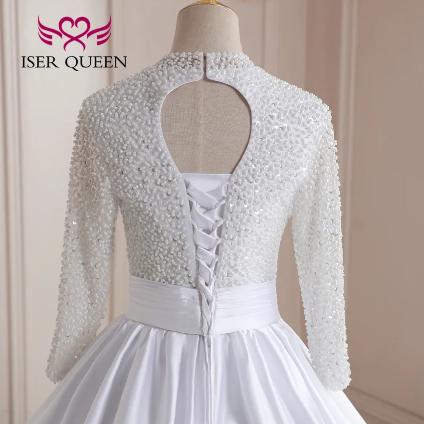 

Heavy Beading Hollow Back Long Sleeves Bride Dress For Girl Women Elegant Satin Wedding Dress Dubai Europe Wedding Gowns WX0209