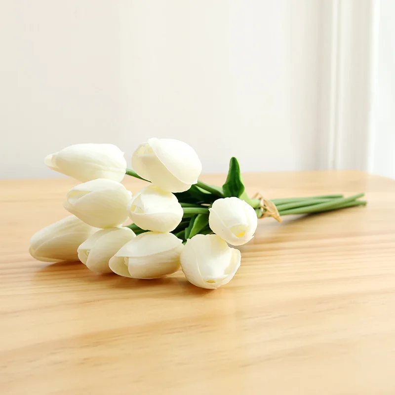 white 9 шт. красивые настоящие на ощупь цветы латексные тюльпаны искусственный букет поддельный цветок Свадебный букет декоративные цветы для свадьбы - Цвет: white