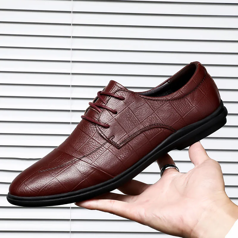 Модные мужские деловые туфли высококачественные модельные с заостренным носком