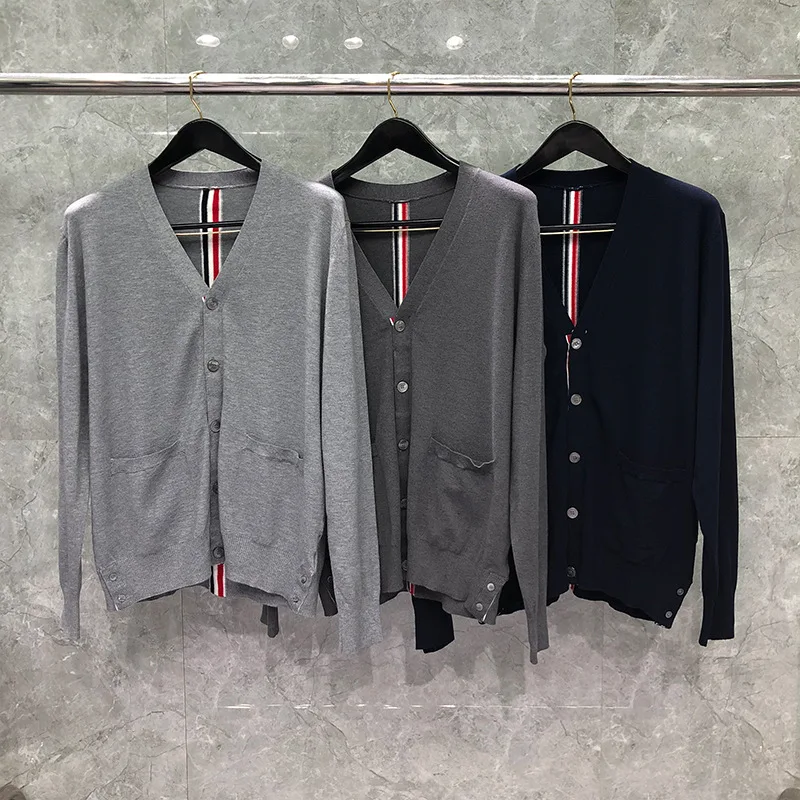 2021 Fashion Brand Sweaters Men Slim Fit V-Neck Cardigans Clothing Striped Wool Cotton Spring and Autumn Casual Coat