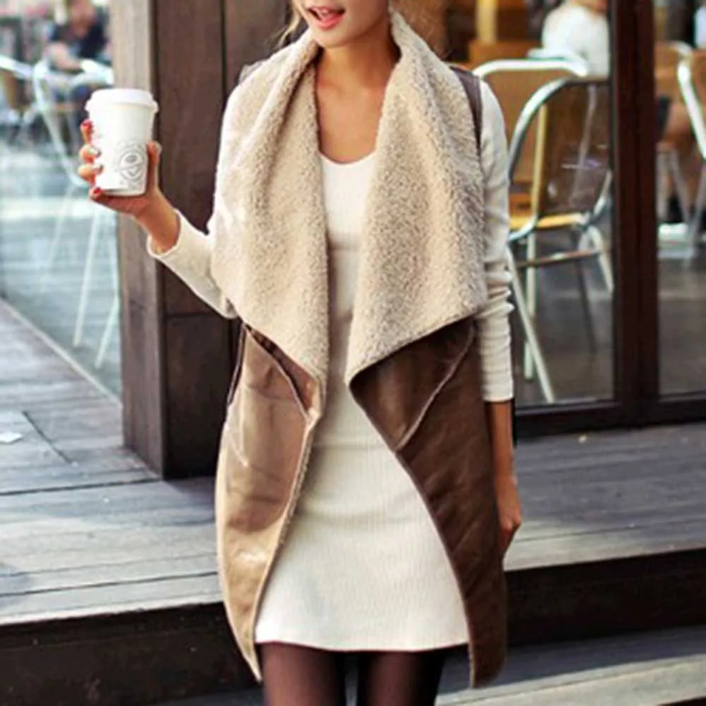 Длинный жилет женский зимний толстый теплый с отворотом ретро коричневый