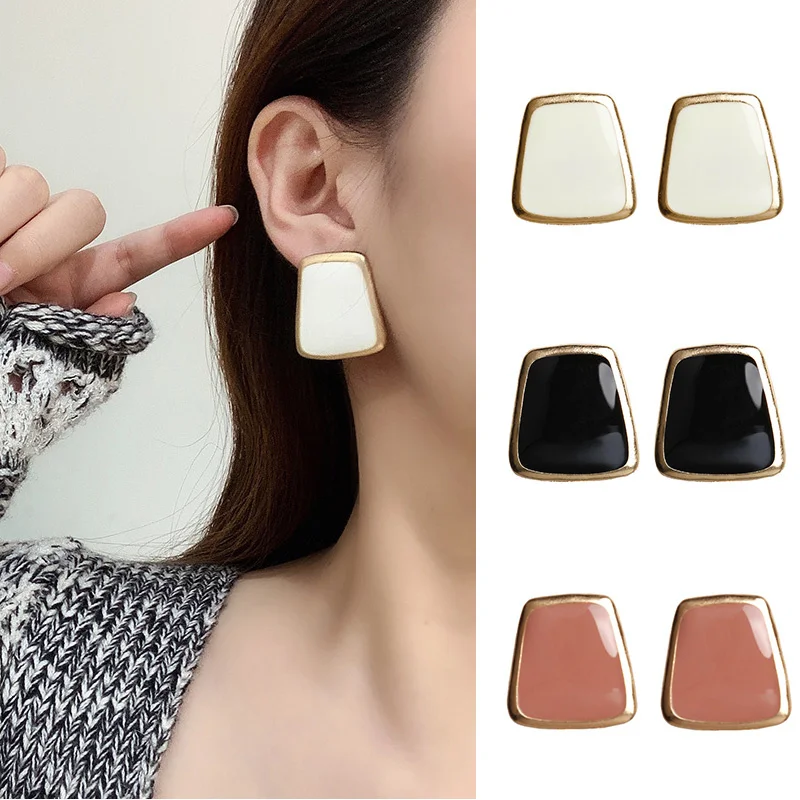 

5Colors Black/White Enamel Korean Stud Earrings For Women 2019 Fashion Jewlery Simple Female Earring Oorbellen Aretes De Mujer