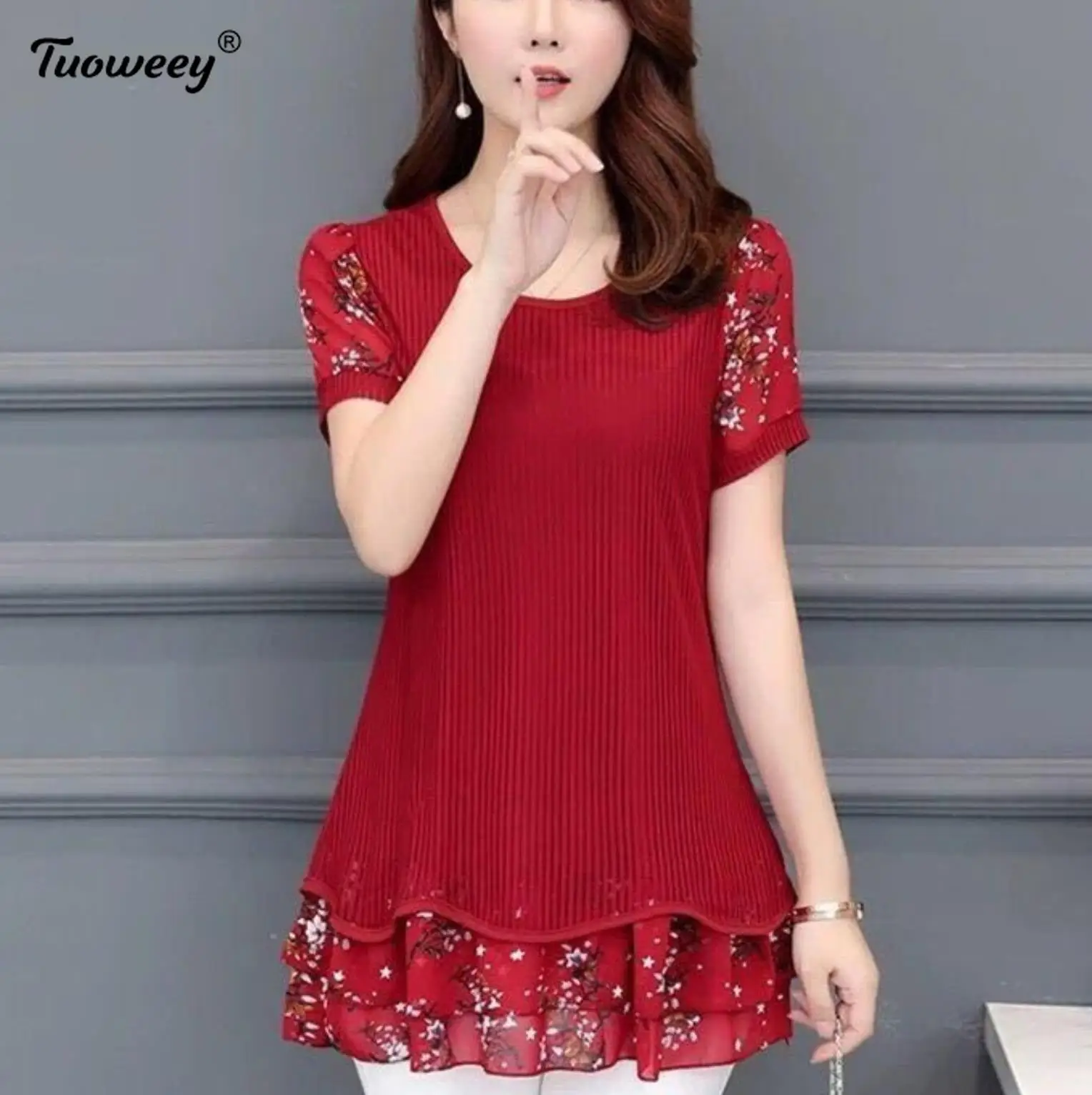 

Женские весенне-летние стильные шифоновые Лоскутные Женские Блузки Рубашки повседневные блузы с коротким рукавом и круглым вырезом и обор...