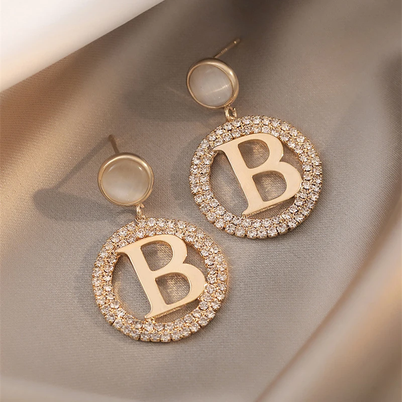

Design Letter B Metal Lock Drop Earrings For Woman 2021 Korean Fashion Jewelry Gothic Party Girls' Exaggerated Unusual Earrings