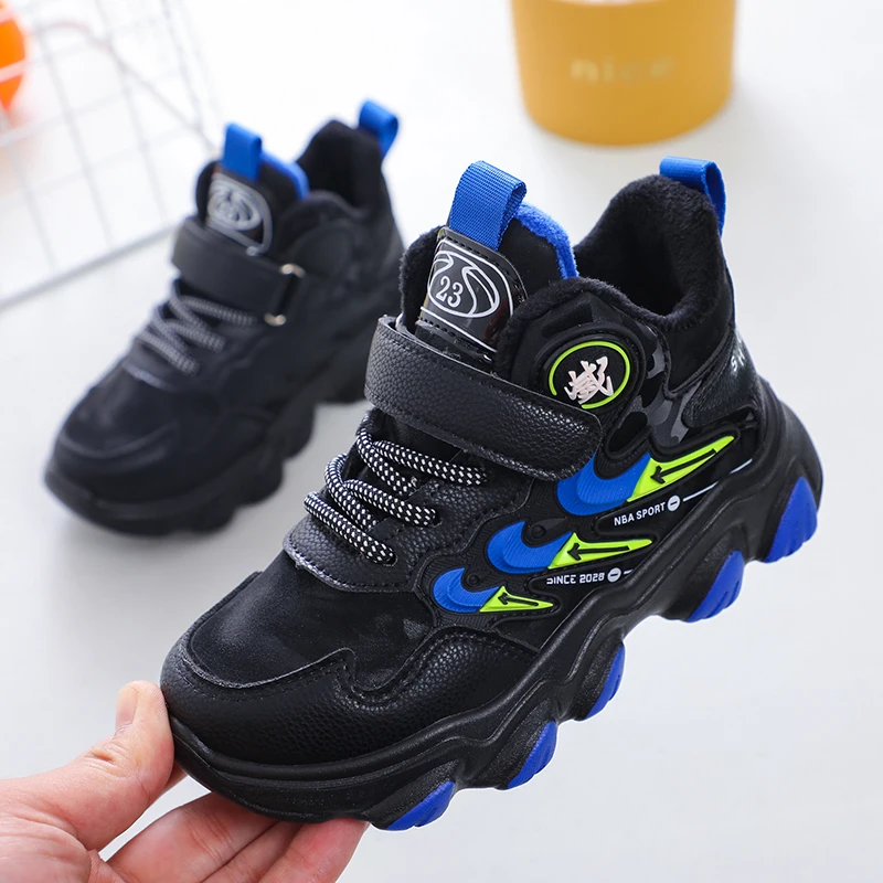 

Winter With Fur Boys Children Shoes Leather Teenage Trainers Brand Designer Kids Boy Sport Shoes Soft Bottom Running Shoes Boys