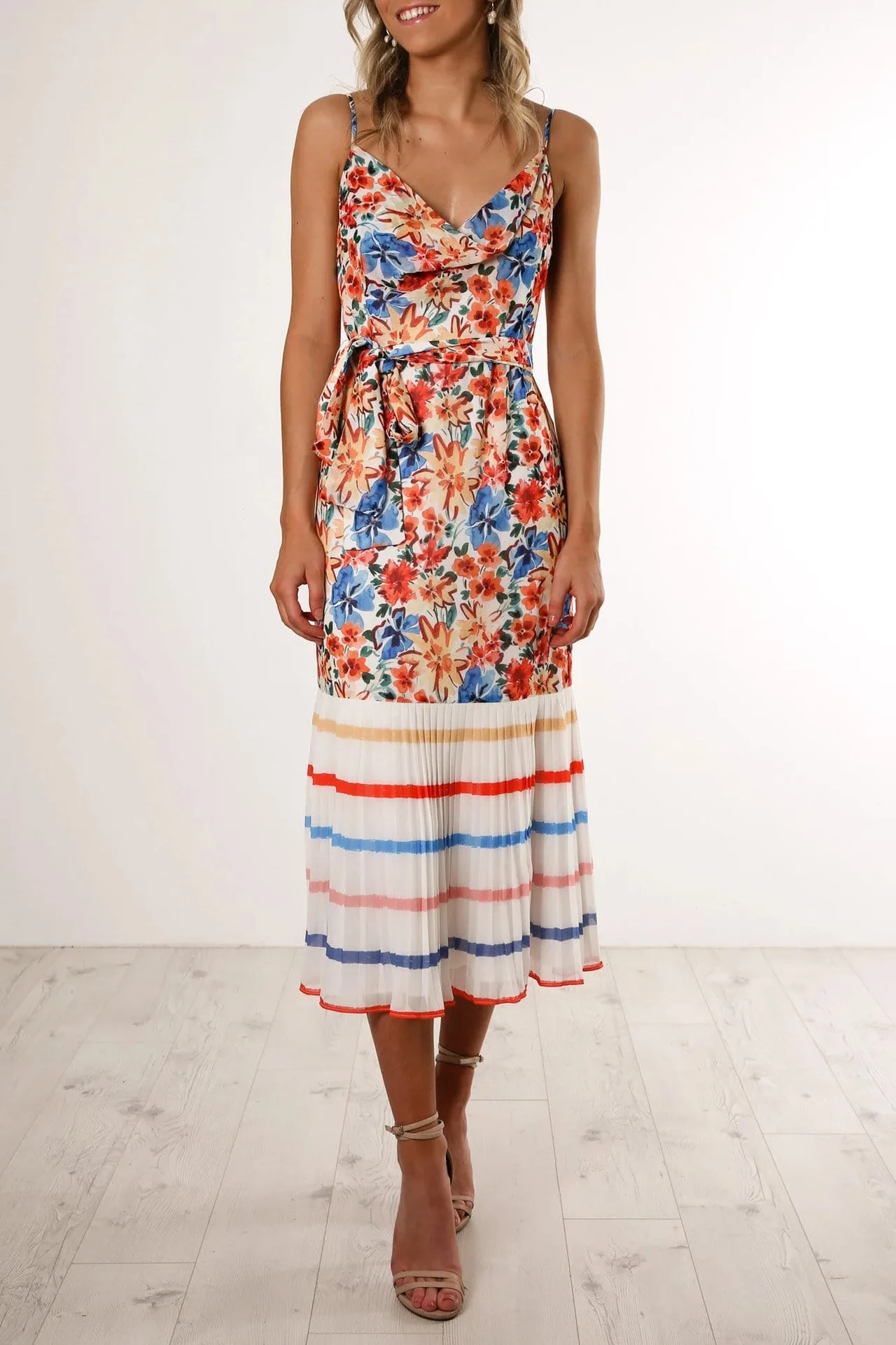 

2021 ladies fashion dress spring and summer new printed chiffon sexy suspender skirt women summer dress women