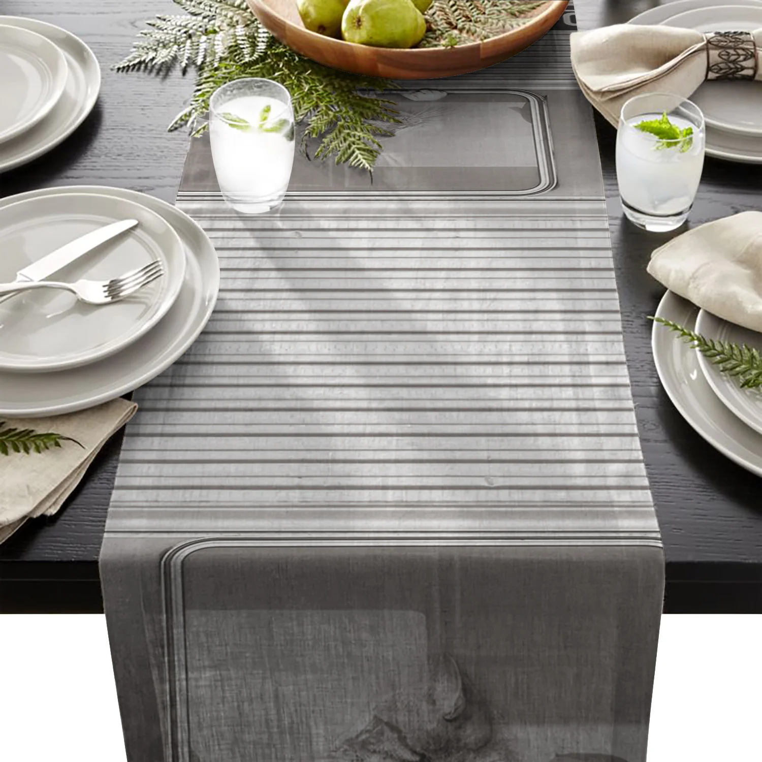 

Pet Theme Cute Cat Table Runner Table Flag Home Party Decorative Tablecloth Table Runners