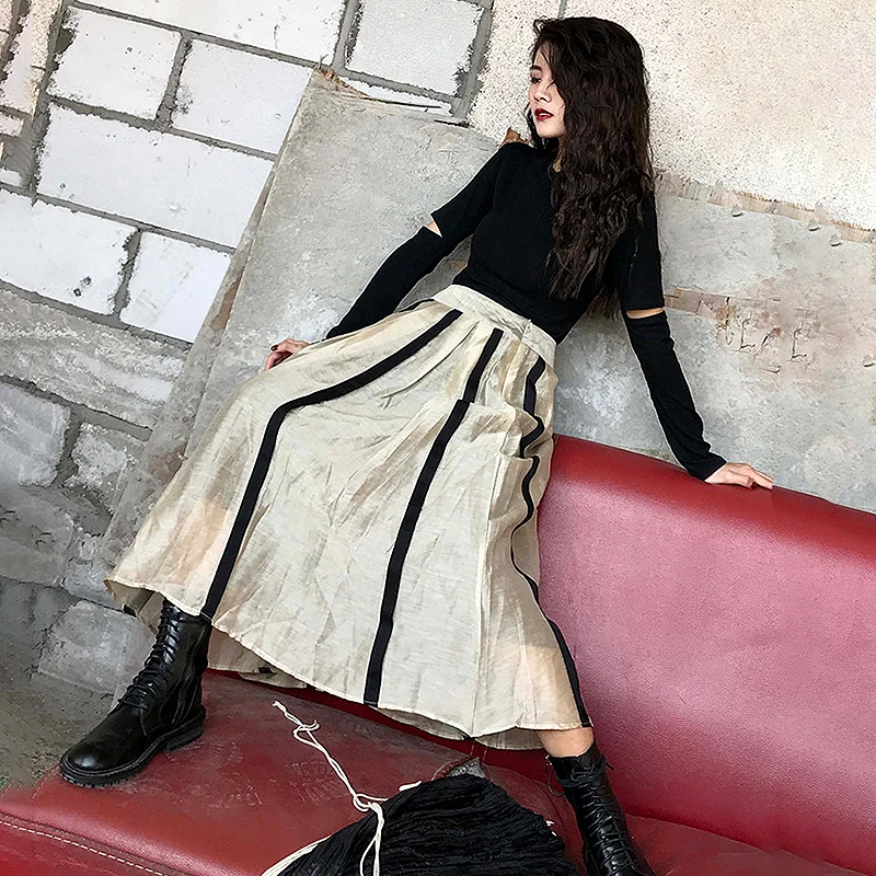 Женская юбка в полоску TWOTWINSTYLE Весенняя элегантная трапециевидная с высокой