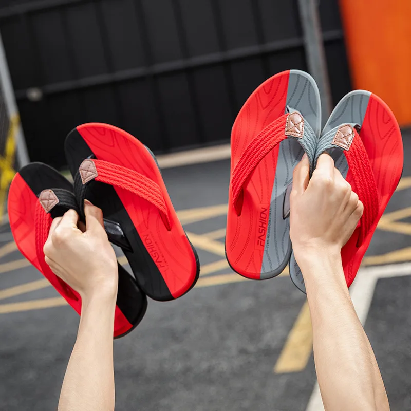 2021 Summer Men And Women Flip Flops Fashion Trend Beach Slippers Soft Slippers Non-Slip Summer Shoes Wear-Resistant Comfortable
