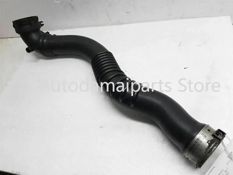 

For bmw F20 F22 F30 F32 125I 220i 320i 420i 428i intake hose intercooler to throttle housing 13717597592