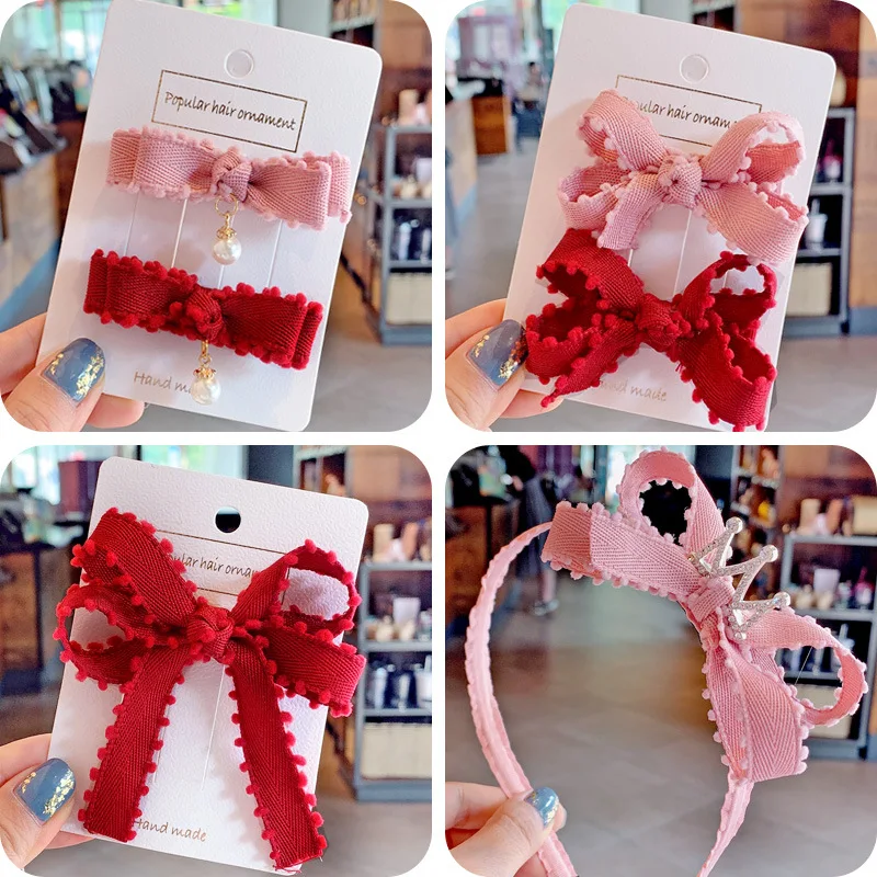 

Изысканные заколки для волос с бабочкой и помпоном, заколки для волос ручной работы в виде короны, боковые заколки для волос принцессы, милы...