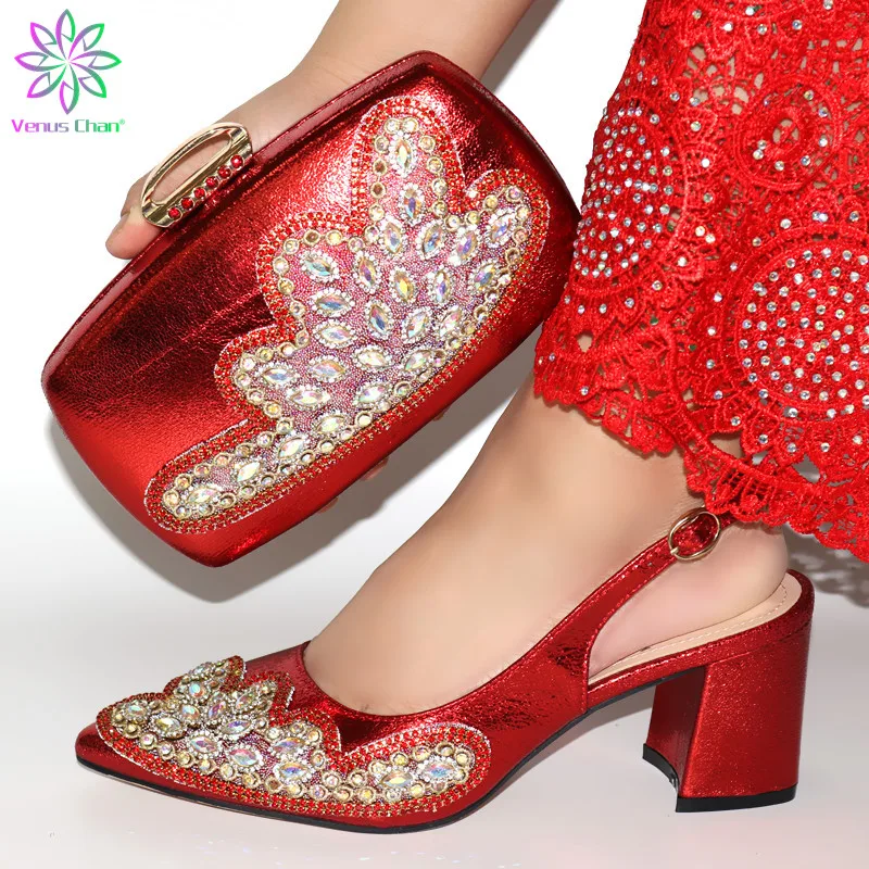 Комплект из туфель и сумочки фиолетового цвета для зрелых женщин итальянский