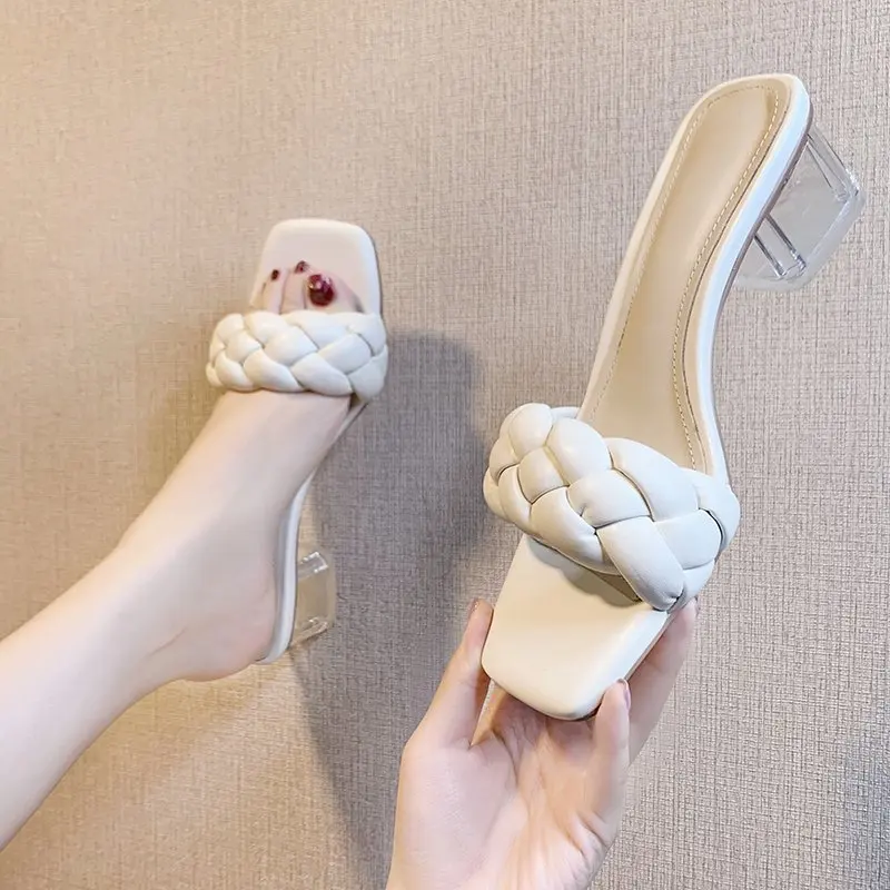 

Sandals women's summer 2020 new net red woven square head sandals square middle heel women's slippers Korean version
