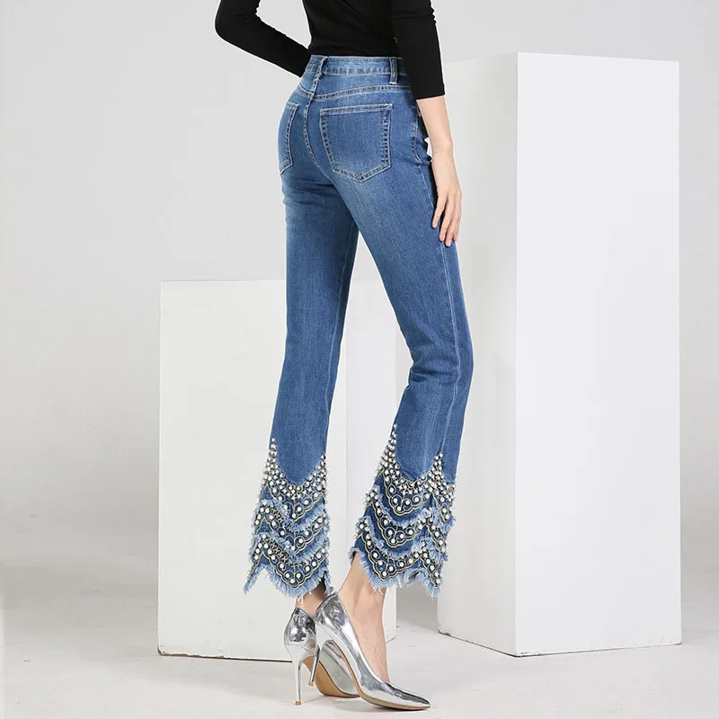 Женские джинсы ручной работы FERZIGE голубые расклешенные с вышивкой бисером узкие