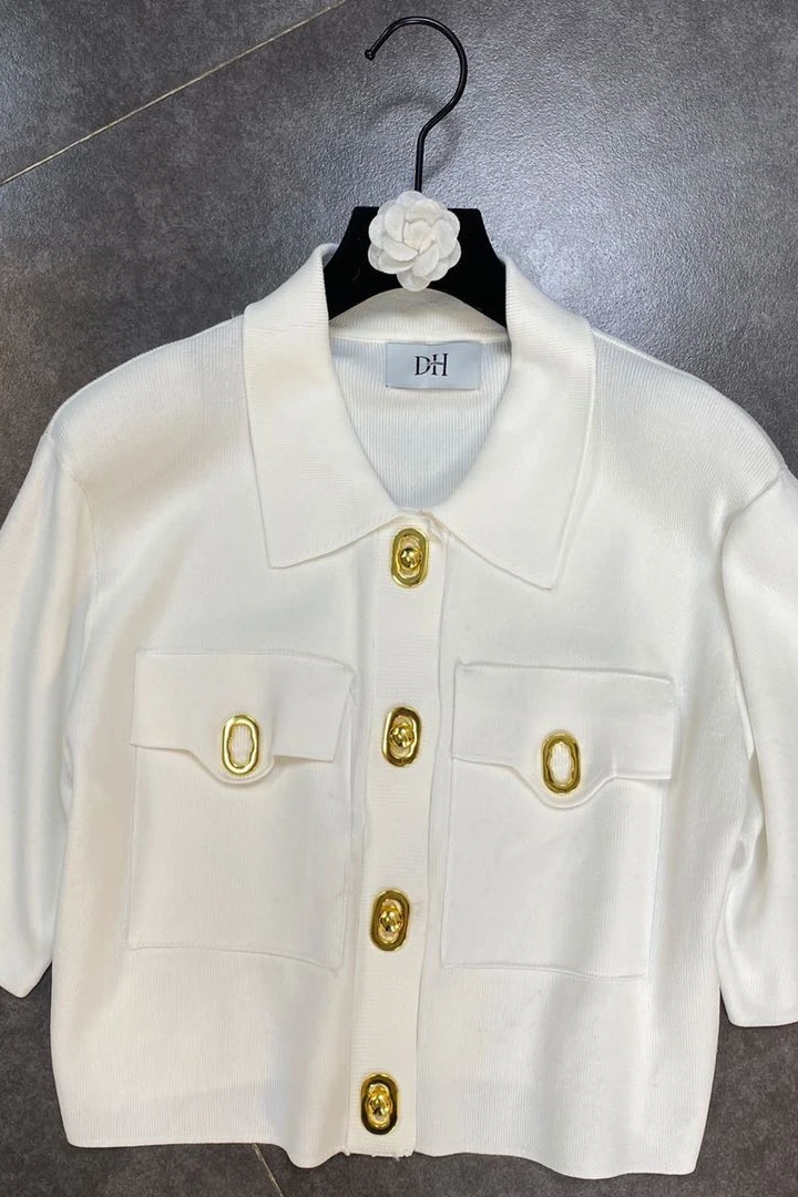 

2021 Summer New Lapel Short Sleeve Pocket Oval Gold Buckle Stretch Ice Silk T-shirt for Women Blouse