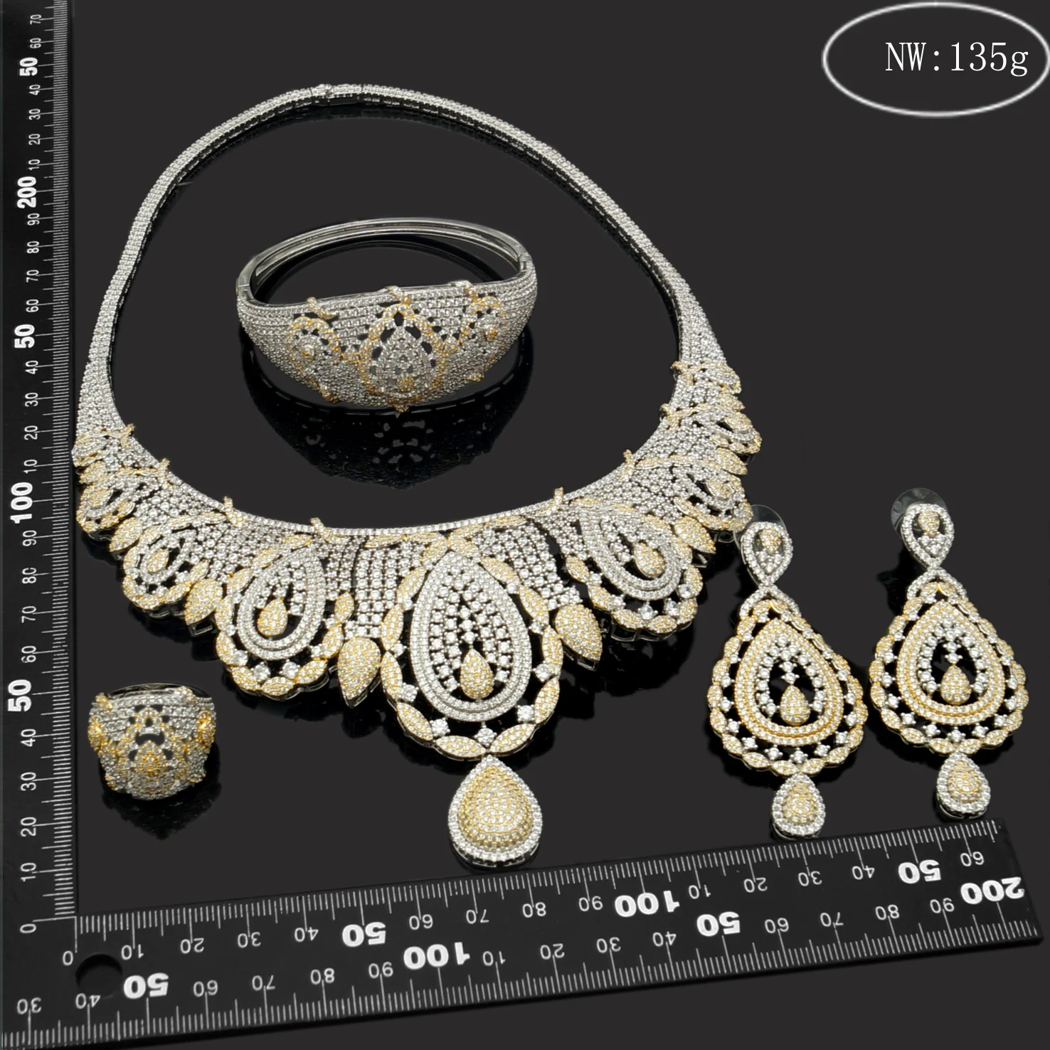 ????? Yulaili-女性のためのキュービックジルコニアジュエリーセット,イヤリングとネックレス,4個