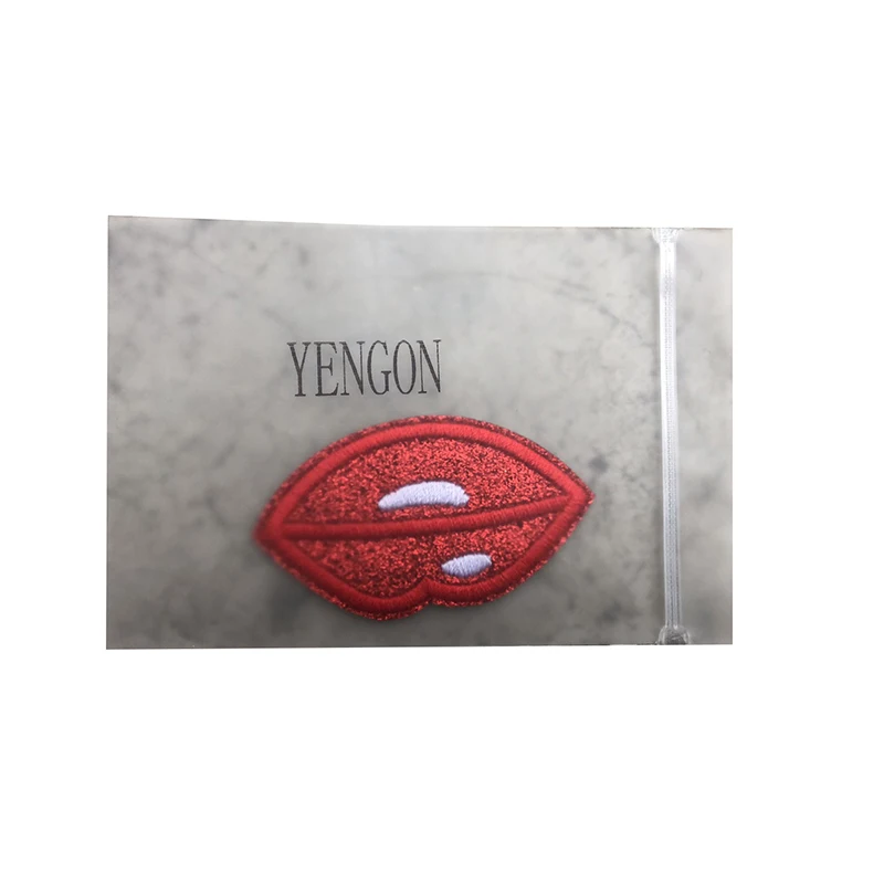 YENGON с мультипликационным принтом красные губы рот заплата вышивки используется