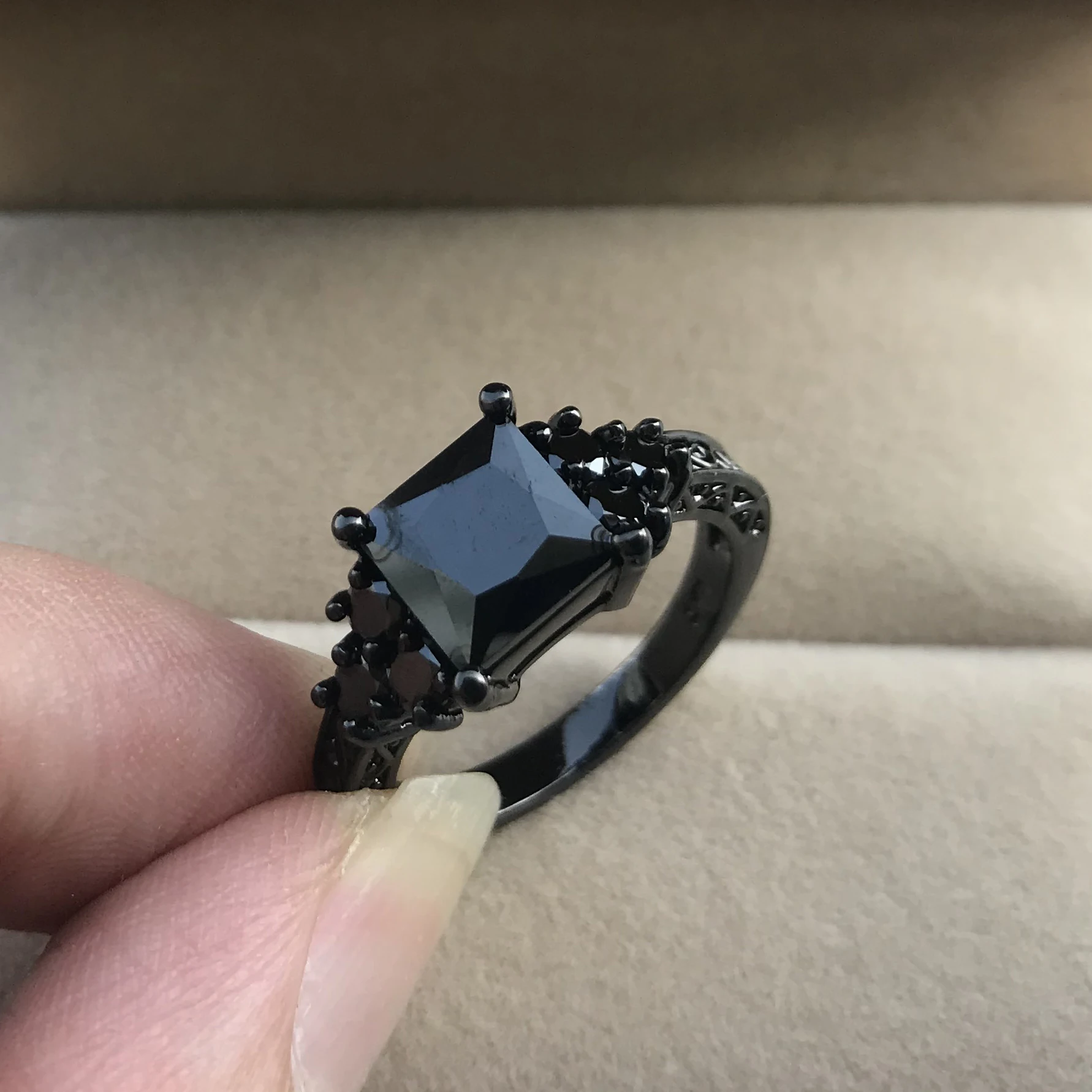 

Vintage Female Black Zircon Stone Ring 14KT Black Gold Wedding Rings For Women Luxury Square Crystal Thin Engagement Ring