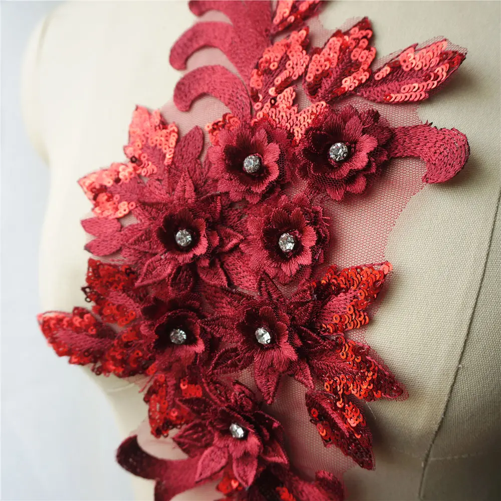Бордовый кружевной ткани блесток 3D Цветы Стразы кисточка свадебное платье