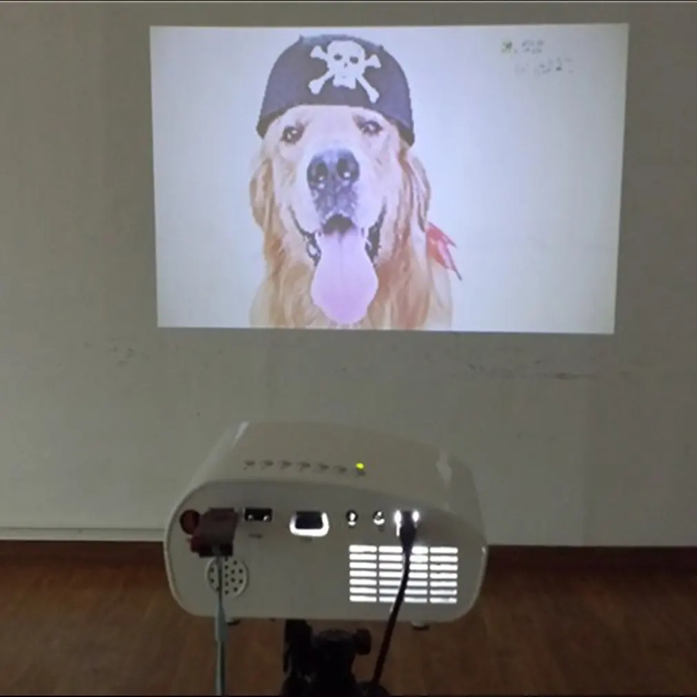 Rigal RD802 Портативный видео проектор для домашнего кинотеатра 480x320P USB VGA Высокое