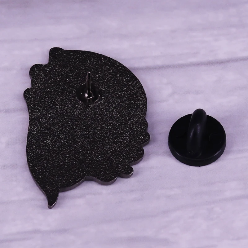 Эмалированная брошь в виде черепа зеленого огня мрачного Жнеца кости смерти