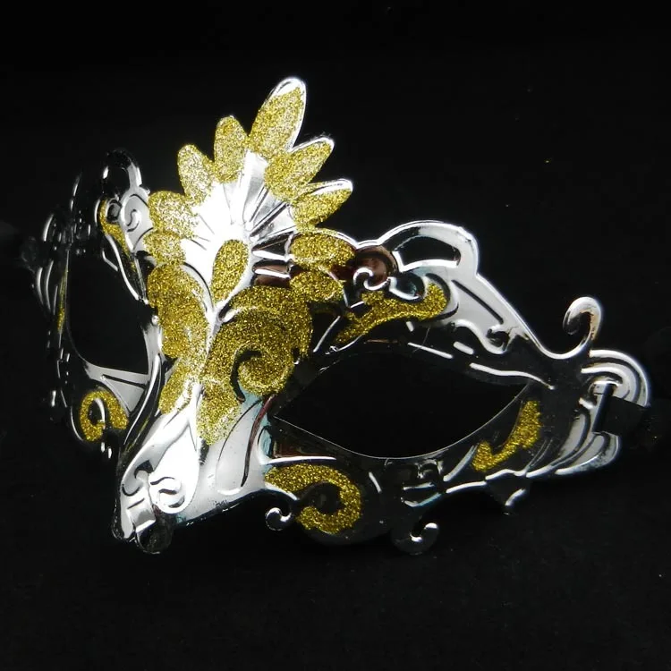 Цветная маска павлина с рисунком или узором маленькая для маскарада