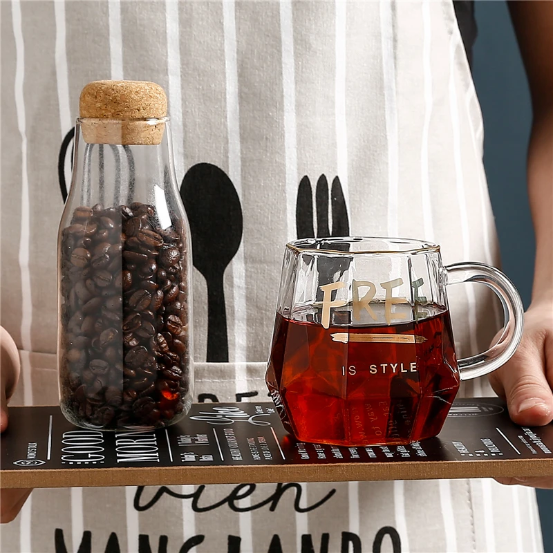 Кружка стеклянная позолоченная с геометрическим рисунком 400 мл | Дом и сад