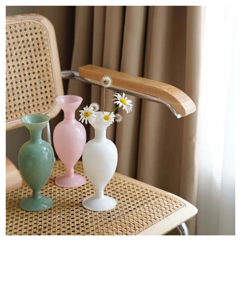 

French Vintage Glass Vase Ornaments Home Decorations Vase Nordic Decoration Home Table Flower Vase living room decoration vase