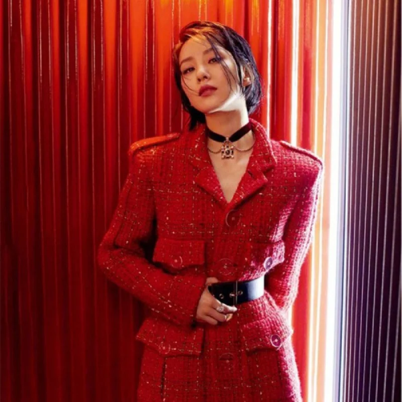 Женское шерстяное пальто с поясом длинное однобортное в стиле милитари твидовая