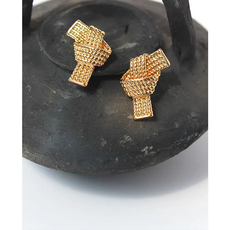 

Earrings for Women 2021 Geometric Aretes Aesthetic Knot Jewelry Woman Stud Earring Gold Plated Filled Bijouterie Female Piercing