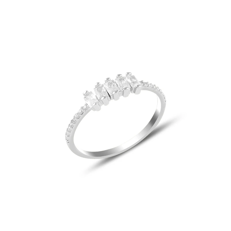 

Silverlina Silver Zircon Stone Ring