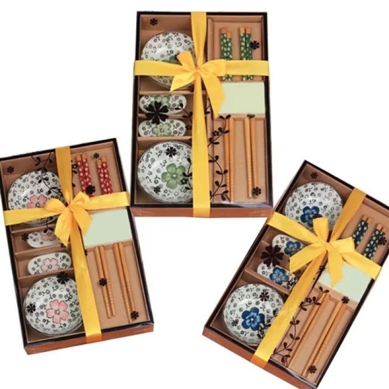 

3 Color Japanese Tableware Set Ceramics Sushi Saucer Set for Two In Gift Box