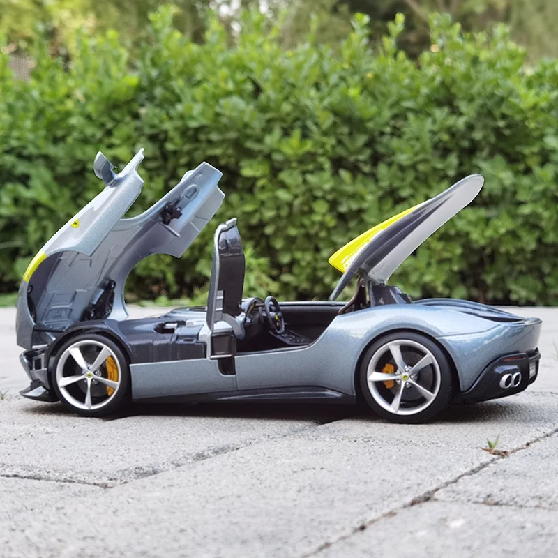 

1/18 Bburago For Ferrari MONZA SP1 Diecast Metal Car Model Kids Toys Boys girls Gifts Collection Display Gray Metal,Plastic