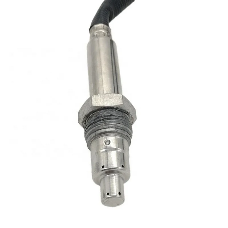 

5pcs/lot 12v Square Four Needles Nitrogen Oxide Sensor 5wk9 7338a A0101532228 5wk97338a