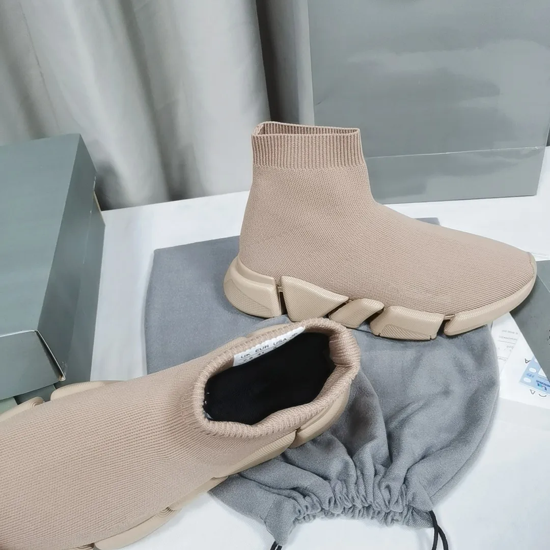 

2021 Women Sock Boots Comfortable Light Weight Elastic High Top Boots Knitted Short Boots Leisure Sports Trainers Sneakers Women