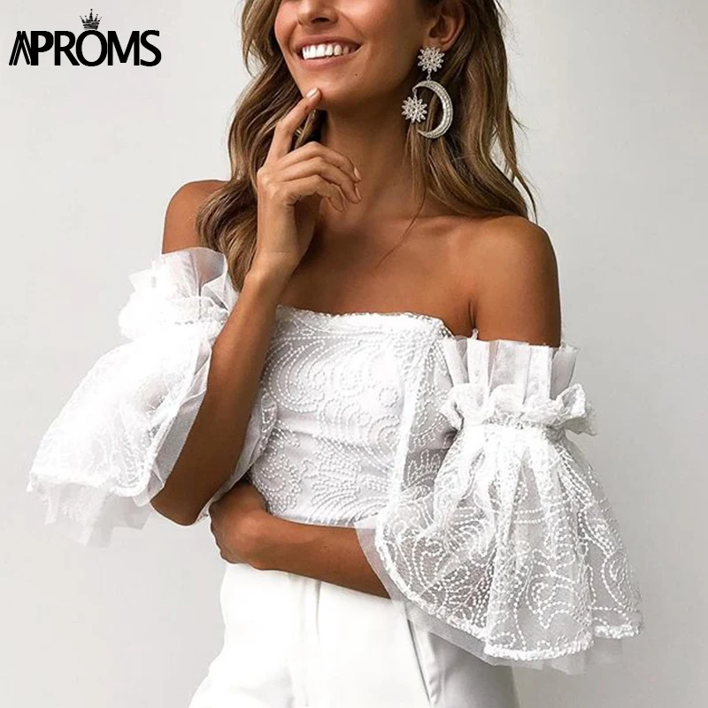 Aproms Элегантный с плеча кружева Mesh Crop Top Для женщин пикантные открытые белые бак тосп Прохладный расклешенными рукавами для девочек трубки майки