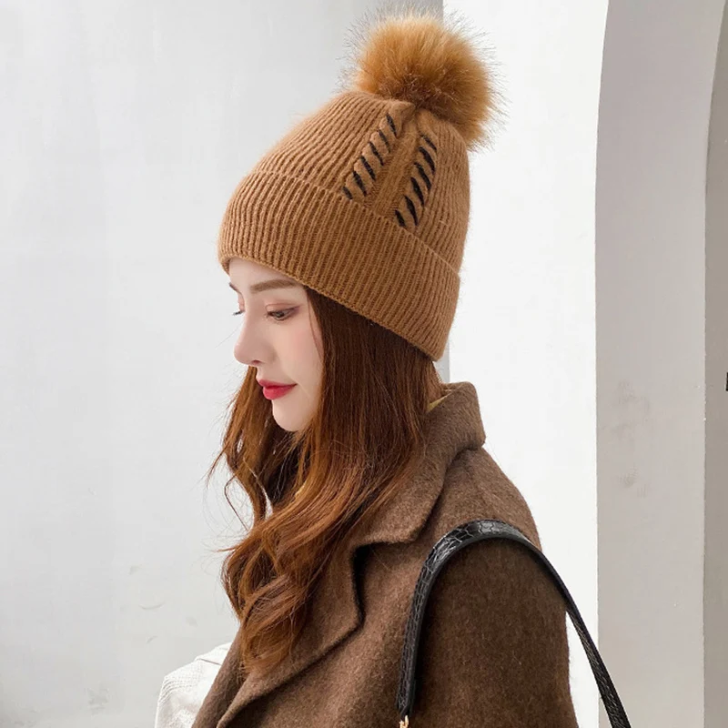 

Winter Pom Poms for Hats Fashion Knitted Skullies Women Warm Thick Autumn Bonnet Hip hop Beanies Basic Cap PJ108
