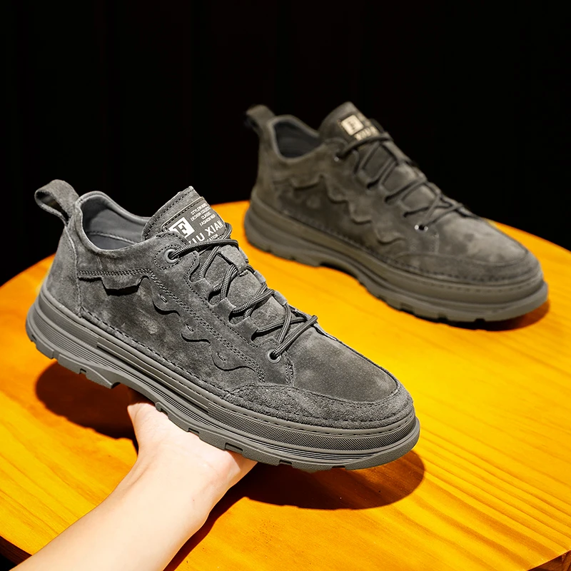 

Men's Skateboard Shoes Retro Leather Fashion Sneakers Outdoor Rubber Thick Bottom Casual Shoes Breathable Men Lace-up Shoes