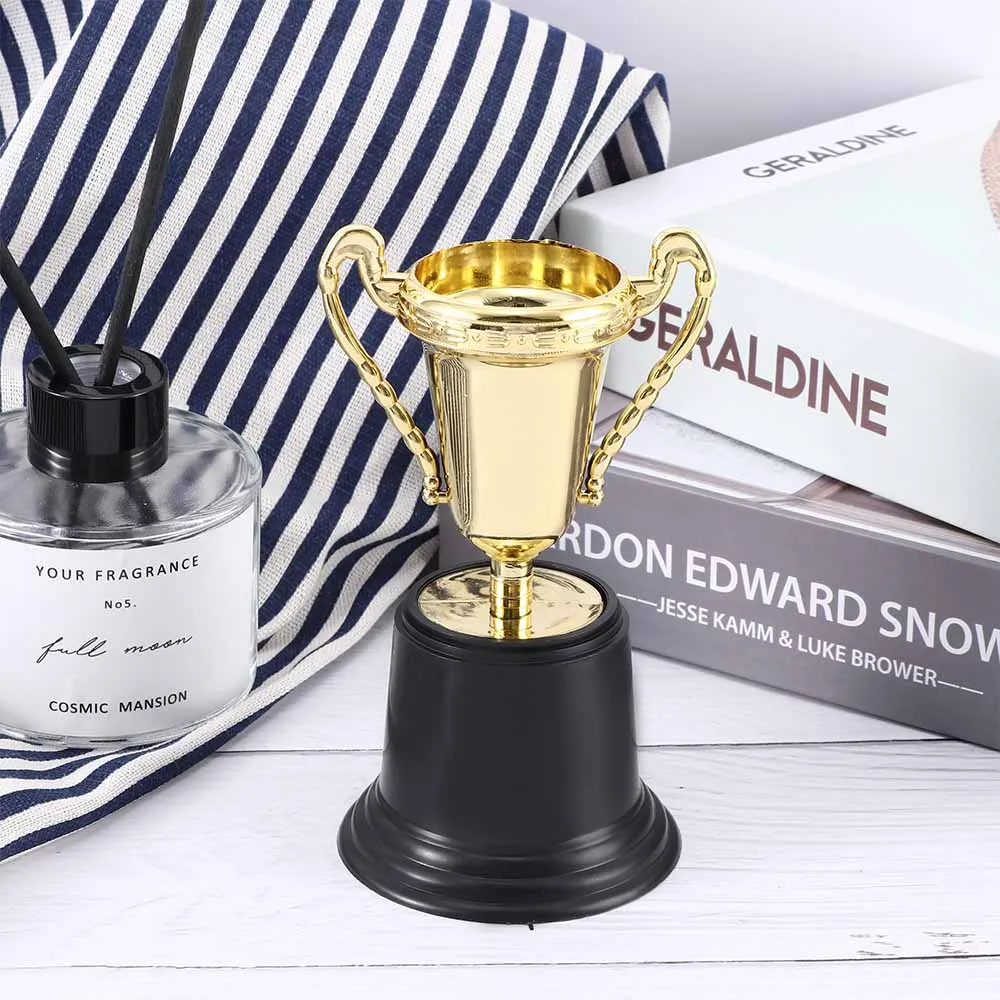 Мини Пластиковые Золотые стаканы награды вечерние Детские Спортивные Игрушки