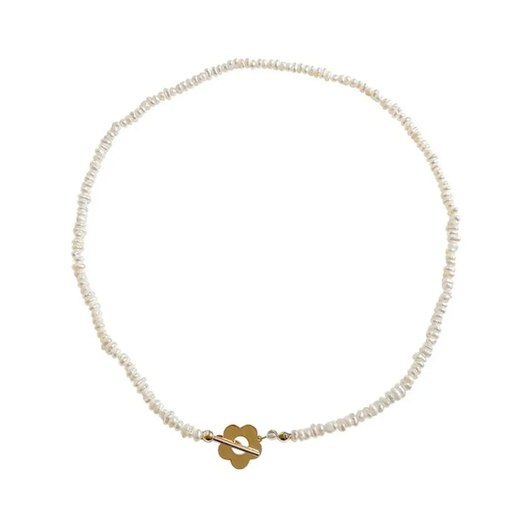 

Natural Pearl Choker Small Flower Necklace Alloy Plated With Real Gold Light Luxury Temperament Clavicle Chain