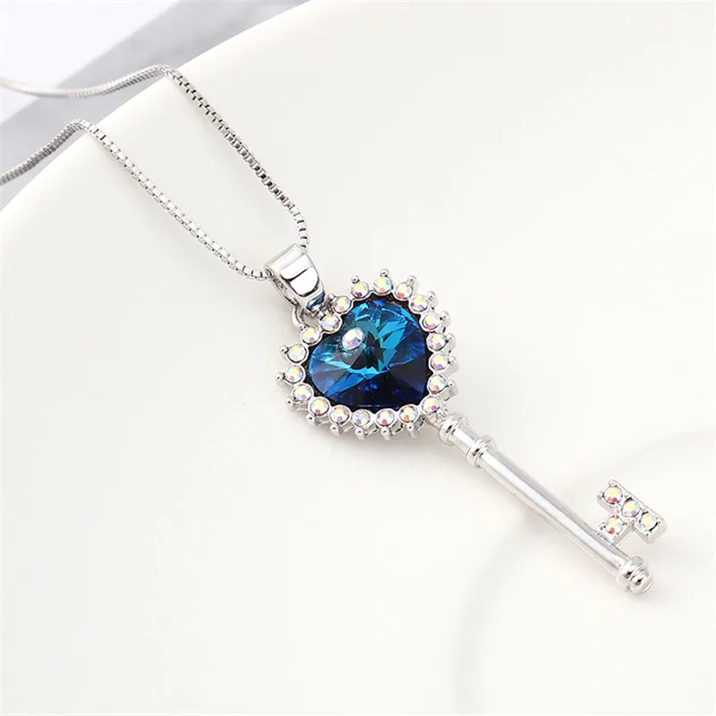 Новинка подвеска в виде ключа форме сердца Ms Betti с кристаллами из австрийского