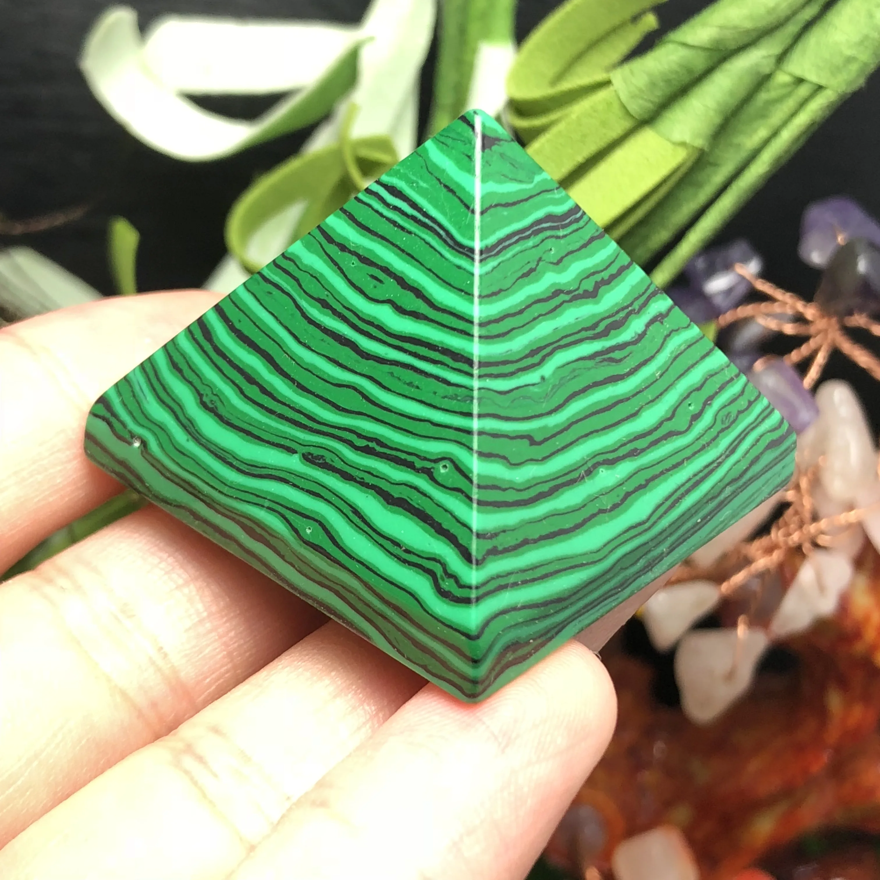 Хрустальная резная Пирамида малахит красивое украшение для дома|Камни| |