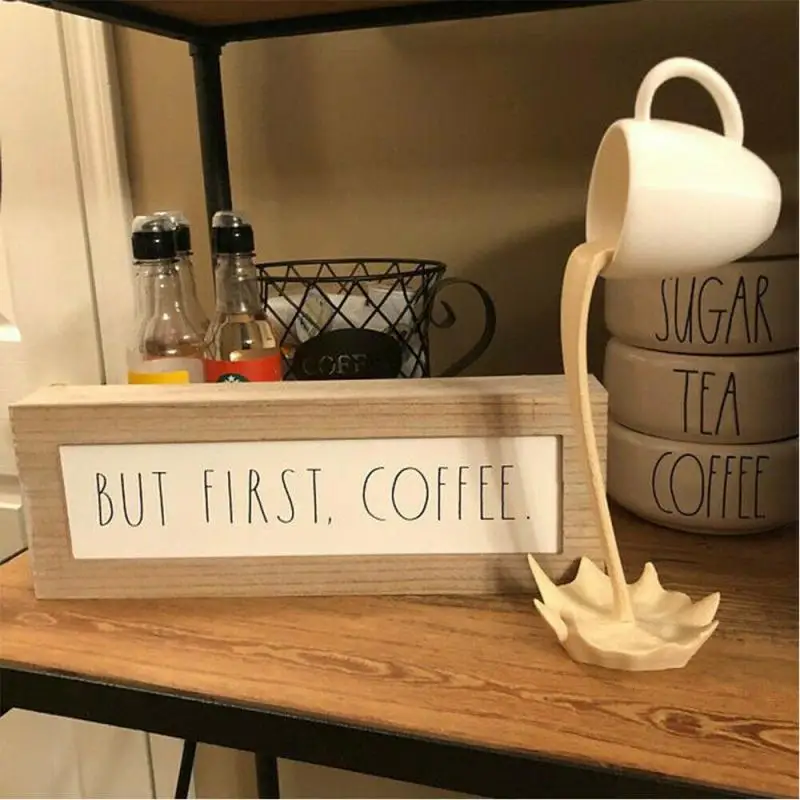 

Creative Floating Cup Sculpture Pouring Liquid Coffee Cup 3D Three-dimensional Art Ornaments Home Decoration Accessories