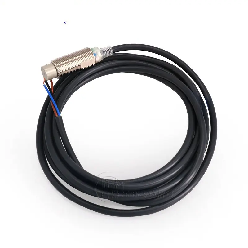 

1 шт. датчик приближения E2E-X5ME1 M12 три провода NPN нормально нет AQ1H403