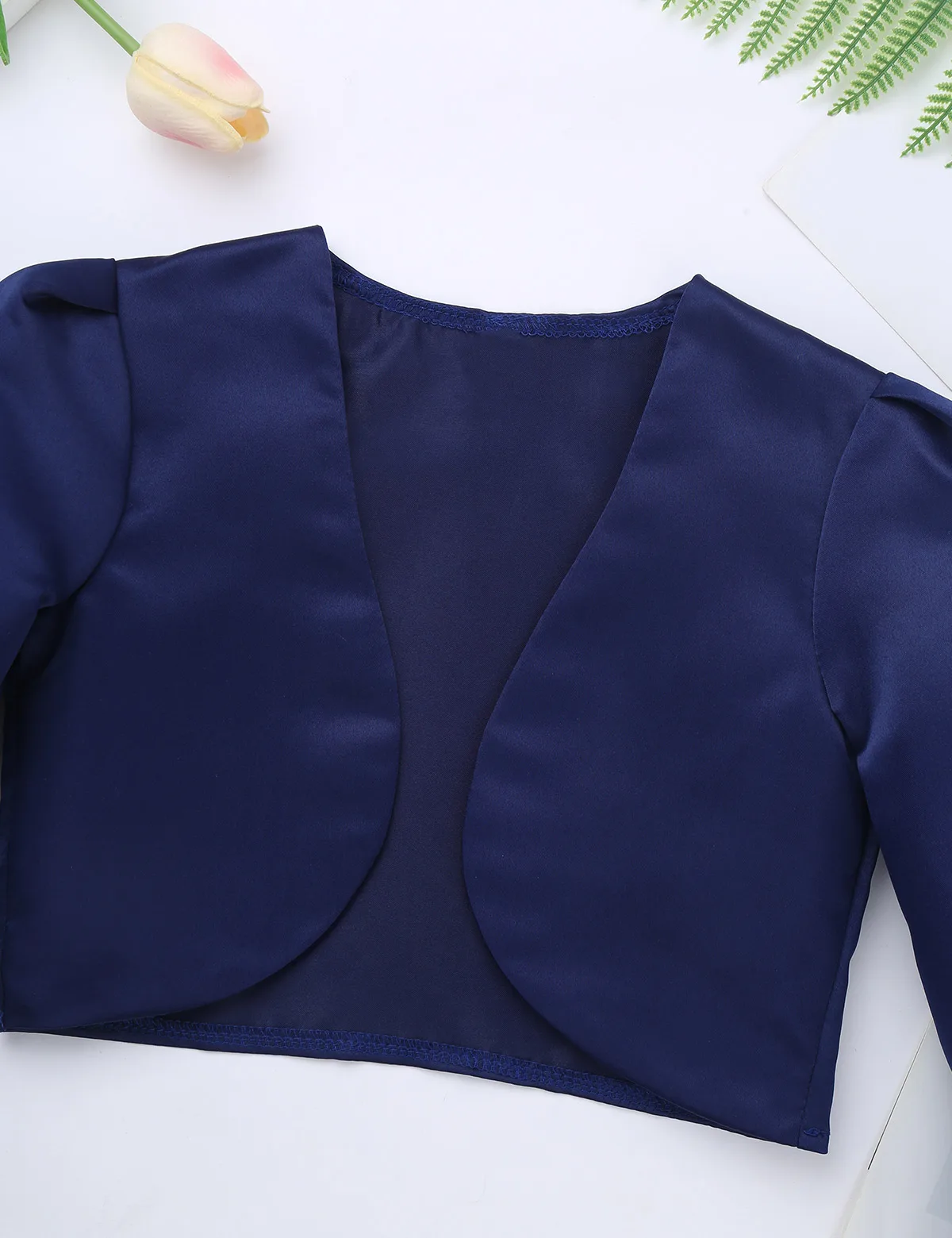 Детское болеро с расклешенными рукавами для девочек однотонное сатиновое