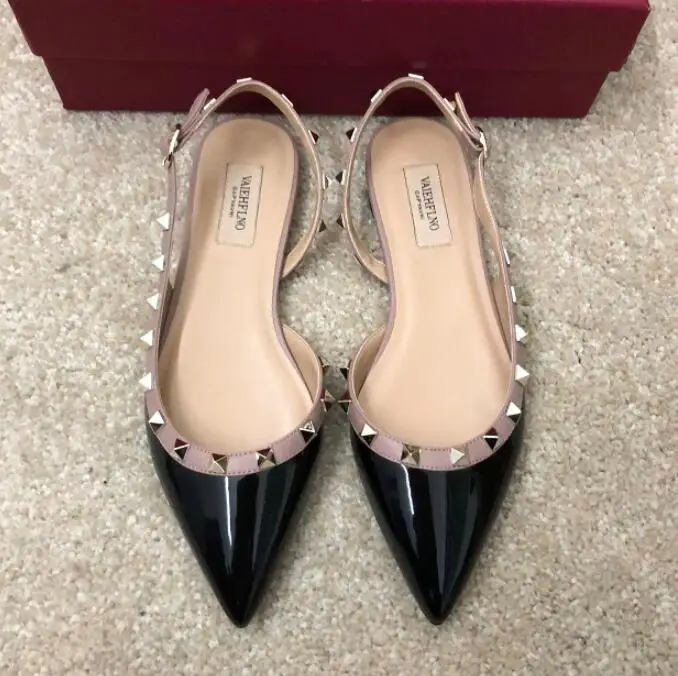 Классические Брендовые женские туфли на плоской подошве черные открытые