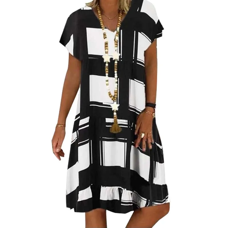 

Summer Women Plaid Print Short Sleeve Dress Casual Loose Retro Elegant Street Fashion Ladies V-neck Plus Size Dress