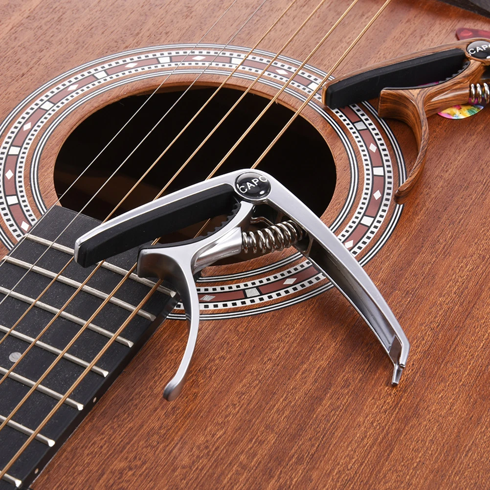1 Набор музыкальный инструмент Тюнинг зажим с 5 шт пластиком для гитары укулеле