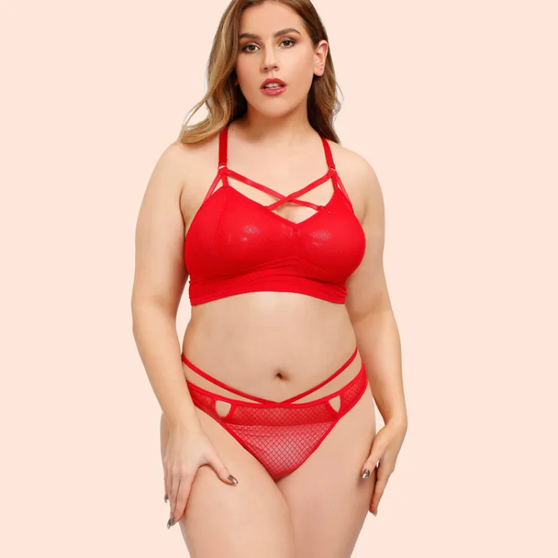 

Sexy Lace Bra Set Beautiful Back Large Size Bralette and Thong Panties Red Transparent Lingerie Suit Female 2020 New Underwear